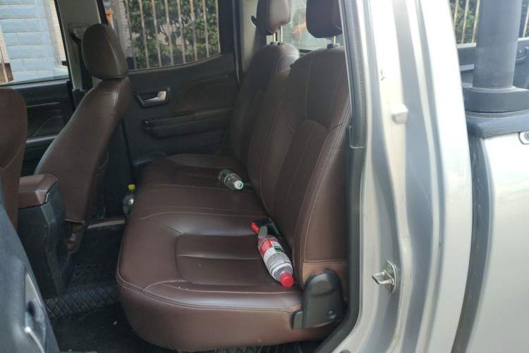 Used Great Wall Wingle 7 2019 2.0T Diesel 4x4 Elite Version China VI Standard Big Double Cab – GW4D20M Left Rear Seat