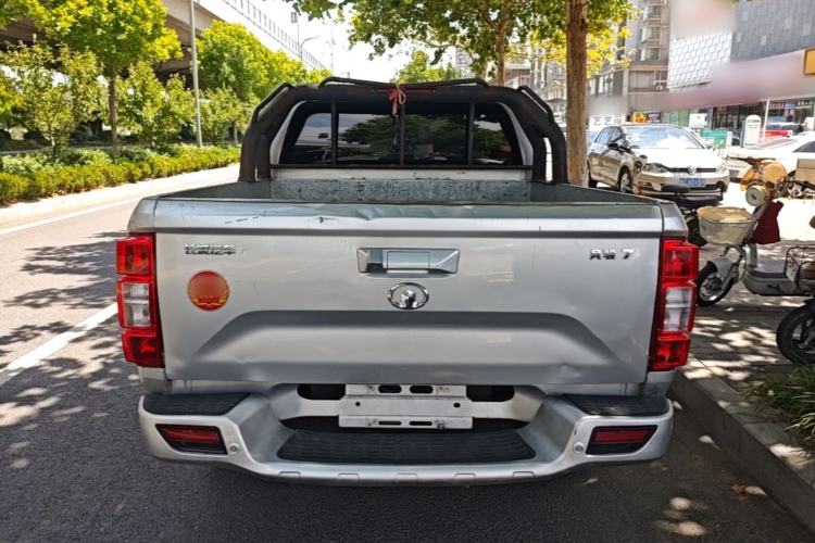 Used Great Wall Wingle 7 2019 2.0T Diesel Two-Wheel Drive Value Edition China VI Standard Big Double Cab GW4D20M Rear