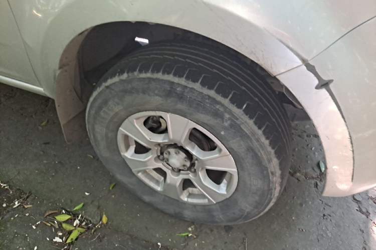 Used Great Wall Wingle 7 2019 2.0T Gasoline 4x4 Elite Version China VI Standard Big Double GW4C20B Right Front Wheel Hub