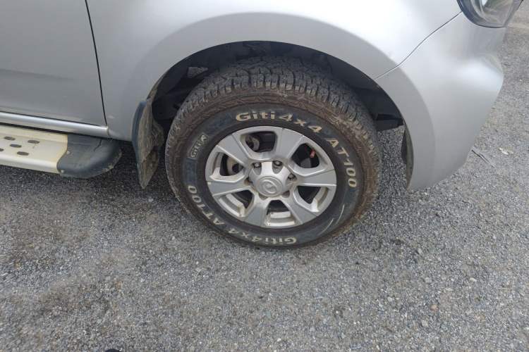 Used Great Wall Wingle 7 2019 2.0T Diesel 4x4 Value Edition China VI Standard Big Double Cab – GW4D20M Right Front Wheel Hub
