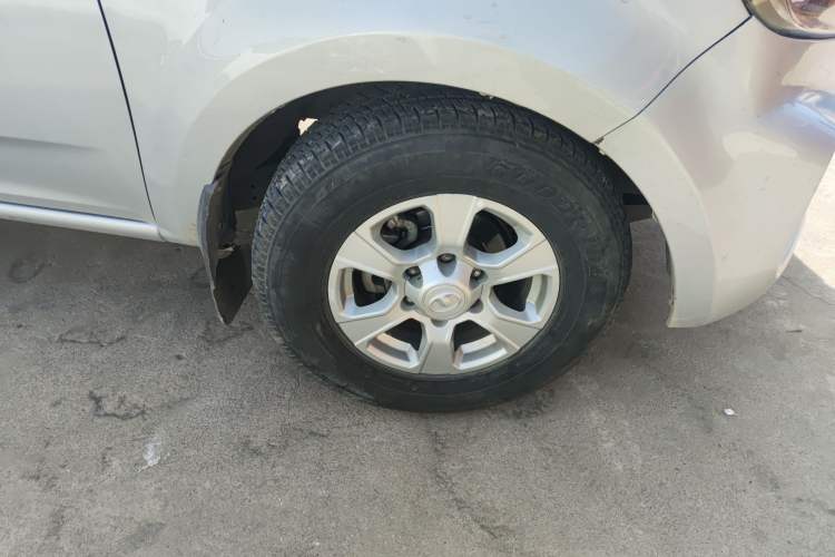 Used Great Wall Wingle 7 2019 2.0T Diesel Two-Wheel Drive Value Edition China VI Standard Big Double Cab GW4D20M Right Front Wheel Hub