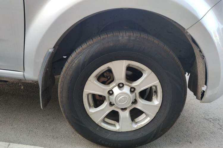 Used Great Wall Wingle 7 2019 2.0T Diesel 4x4 Elite Version China VI Standard Big Double Cab – GW4D20M Right Front Wheel Hub