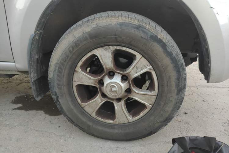 Used Great Wall Wingle 7 2019 2.0T Diesel Two-Wheel Drive Elite Version China VI Standard Big Double Cabin GW4D20M Right Front Wheel Hub
