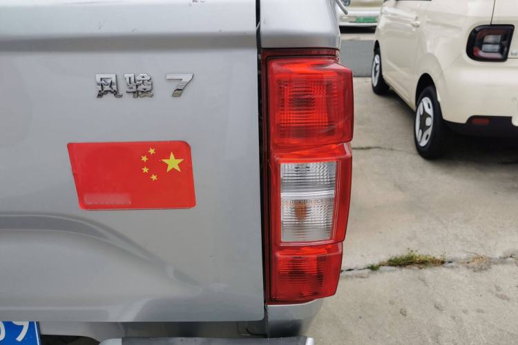 Used Great Wall Wingle 7 2019 2.0T Diesel Two-Wheel Drive Value Edition China VI Standard Big Double Cab GW4D20M Right Rear Taillight