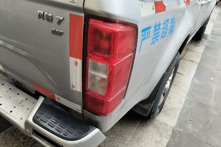 Used Great Wall Wingle 7 2019 2.0T Diesel Two-Wheel Drive Elite Version China VI Standard Big Double Cabin GW4D20M Right Rear Taillight