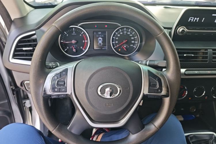 Used Great Wall Wingle 7 2019 2.0T Diesel Two-Wheel Drive Value Edition China VI Standard Big Double Cab GW4D20M Steering Wheel