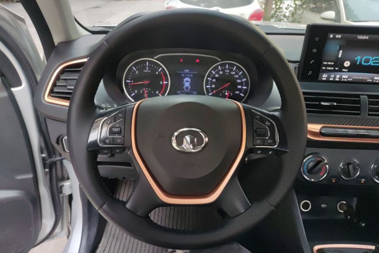 Used Great Wall Wingle 7 2019 2.0T Diesel Two-Wheel Drive Elite Version China VI Standard Big Double Cabin GW4D20M Steering Wheel