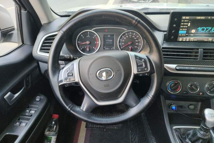 Used Great Wall Wingle 7 2019 2.0T Diesel 4x4 Elite Version China VI Standard Big Double Cab – GW4D20M Steering Wheel