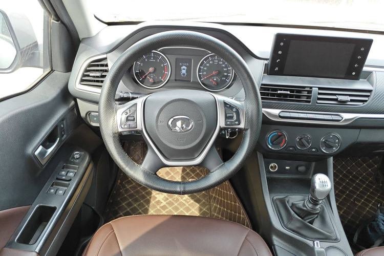 Used Great Wall Wingle 7 2019 2.0T Gasoline Two-Wheel Drive Elite Version China VI Standard Big Double Cabin GW4C20B Steering Wheel