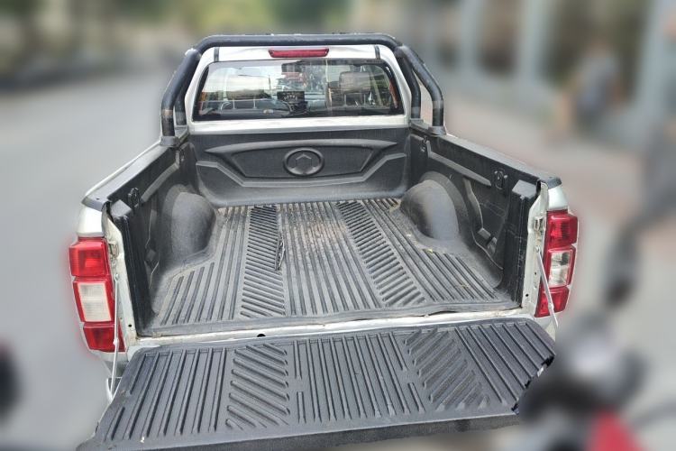 Used Great Wall Wingle 7 2019 2.0T Diesel 4x4 Elite Version China VI Standard Big Double Cab – GW4D20M Trunk