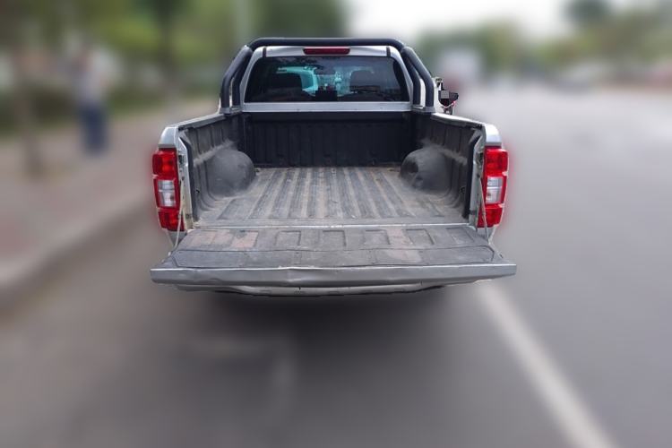 Used Great Wall Wingle 7 2019 2.0T Diesel 4x4 Elite Version China VI Standard Big Double Cab – GW4D20M Trunk