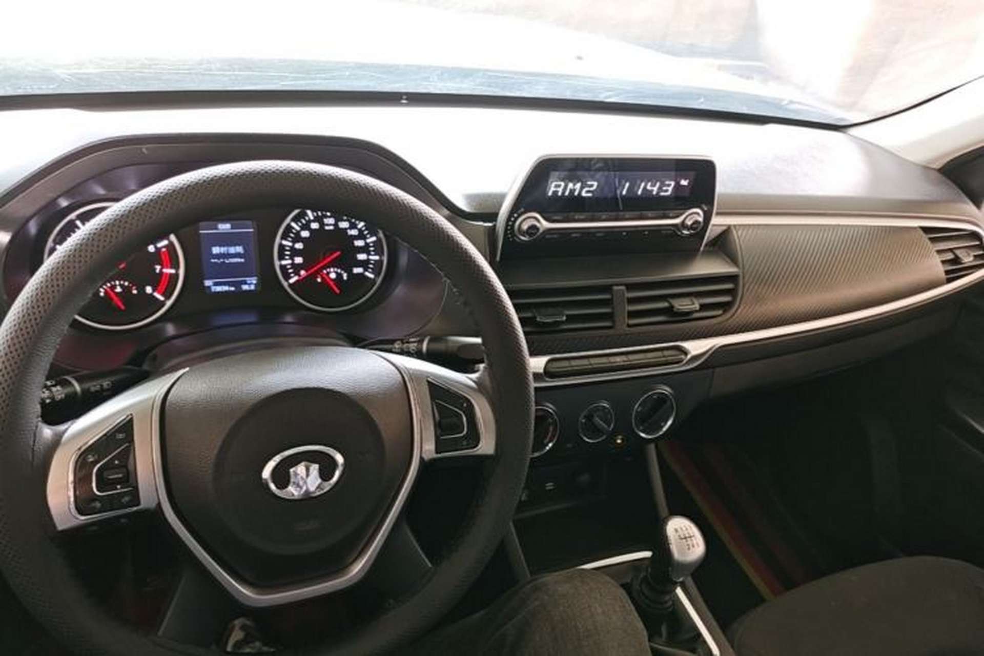 Used Great Wall Wingle 7 2019 2.0T Gasoline Two-Wheel Drive Value Edition China VI Standard Big Double GW4C20B Center Console