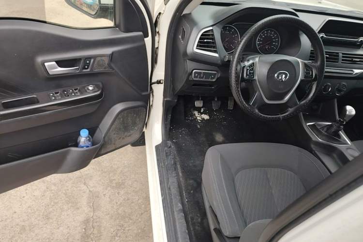 Used Great Wall Wingle 7 2019 2.0T Gasoline Two-Wheel Drive Value Edition China VI Standard Big Double GW4C20B Driver Seat