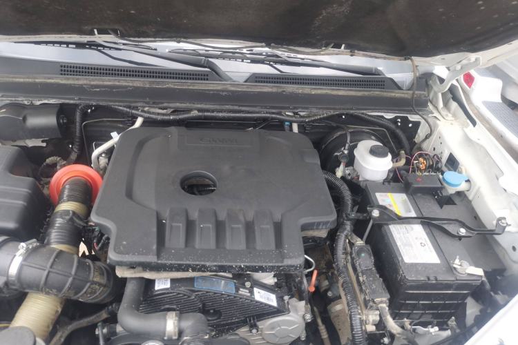 Used Great Wall Wingle 7 2019 2.0T Four-Wheel Drive Value Edition Big Double 4D20D Engine Bay