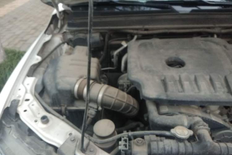 Used Great Wall Wingle 7 2019 2.0T Diesel 4x4 Elite Version China VI Standard Big Double Cab – GW4D20M Engine Bay Right