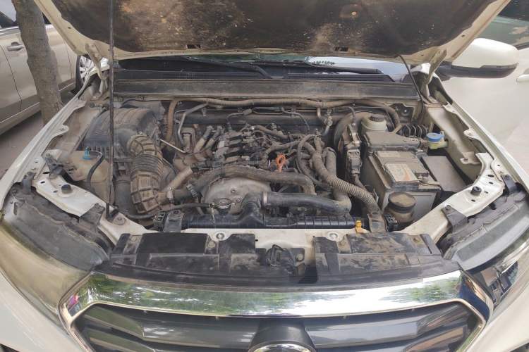 Used Great Wall Wingle 7 2019 2.0T Gasoline 4x4 Elite Version China VI Standard Big Double GW4C20B Engine Bay