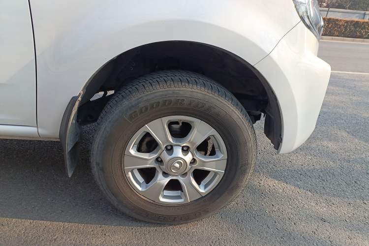 Used Great Wall Wingle 7 2019 2.0T Gasoline Two-Wheel Drive Value Edition China VI Standard Compact SUV GW4C20B Exterior 7