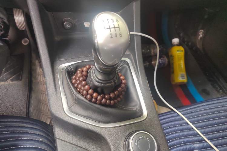 Used Great Wall Wingle 7 2019 2.0T Gasoline 4x4 Elite Version China VI Standard Big Double GW4C20B Gear Lever