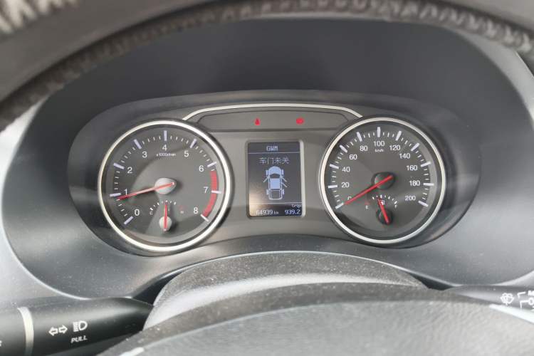 Used Great Wall Wingle 7 2019 2.0T Gasoline Two-Wheel-Drive Elite Version China VI Standard Small Double Cabin GW4C20B Instrument Cluster