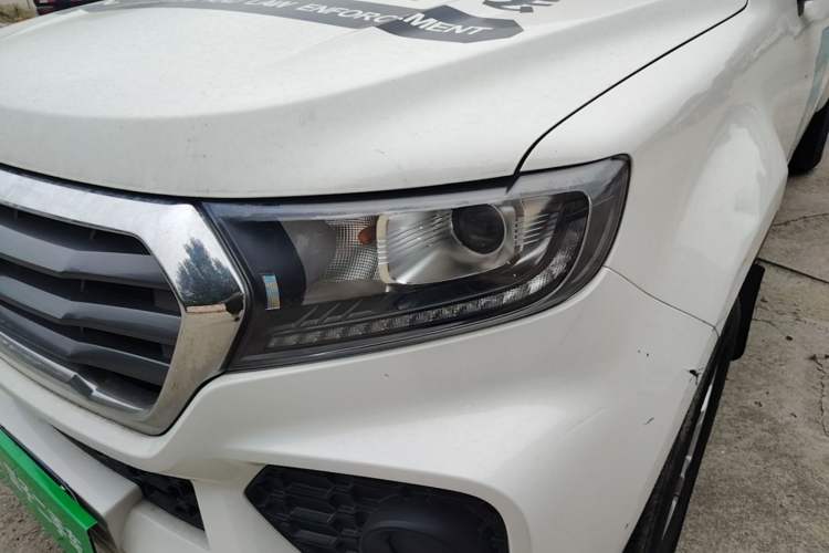 Used Great Wall Wingle 7 2019 2.0T Gasoline Two-Wheel Drive Value Edition China VI Standard Big Double GW4C20B Left Front Headlight