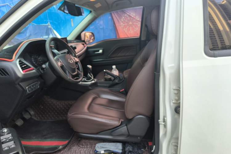 Used Great Wall Wingle 7 2019 2.0T Diesel Two-Wheel Drive Elite Version China VI Standard Big Double Cabin GW4D20M Left Front Seat