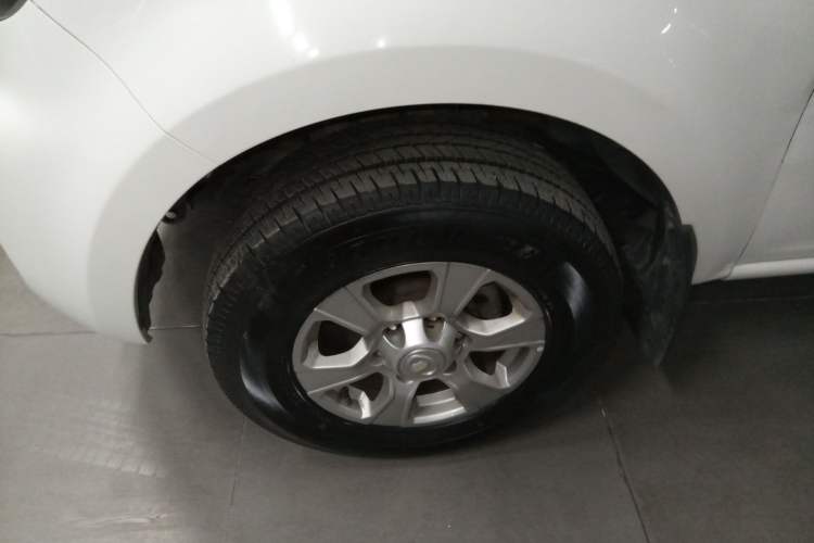 Used Great Wall Wingle 7 2019 2.0T Gasoline Two-Wheel Drive Elite Version China VI Standard Big Double Cabin GW4C20B Left Front Wheel Hub