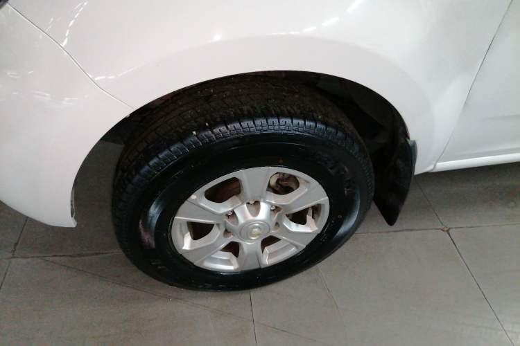 Used Great Wall Wingle 7 2019 2.0T Gasoline Two-Wheel Drive Elite Version China VI Standard Big Double Cabin GW4C20B Left Front Wheel Hub