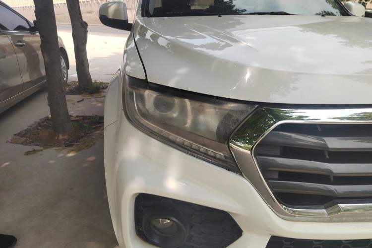Used Great Wall Wingle 7 2019 2.0T Gasoline 4x4 Elite Version China VI Standard Big Double GW4C20B Right Front Headlight