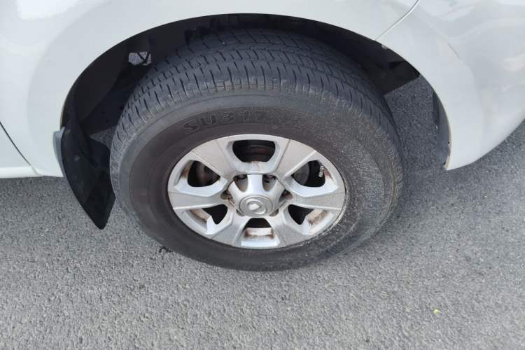Used Great Wall Wingle 7 2019 2.0T Gasoline Two-Wheel-Drive Elite Version China VI Standard Small Double Cabin GW4C20B Right Front Wheel Hub