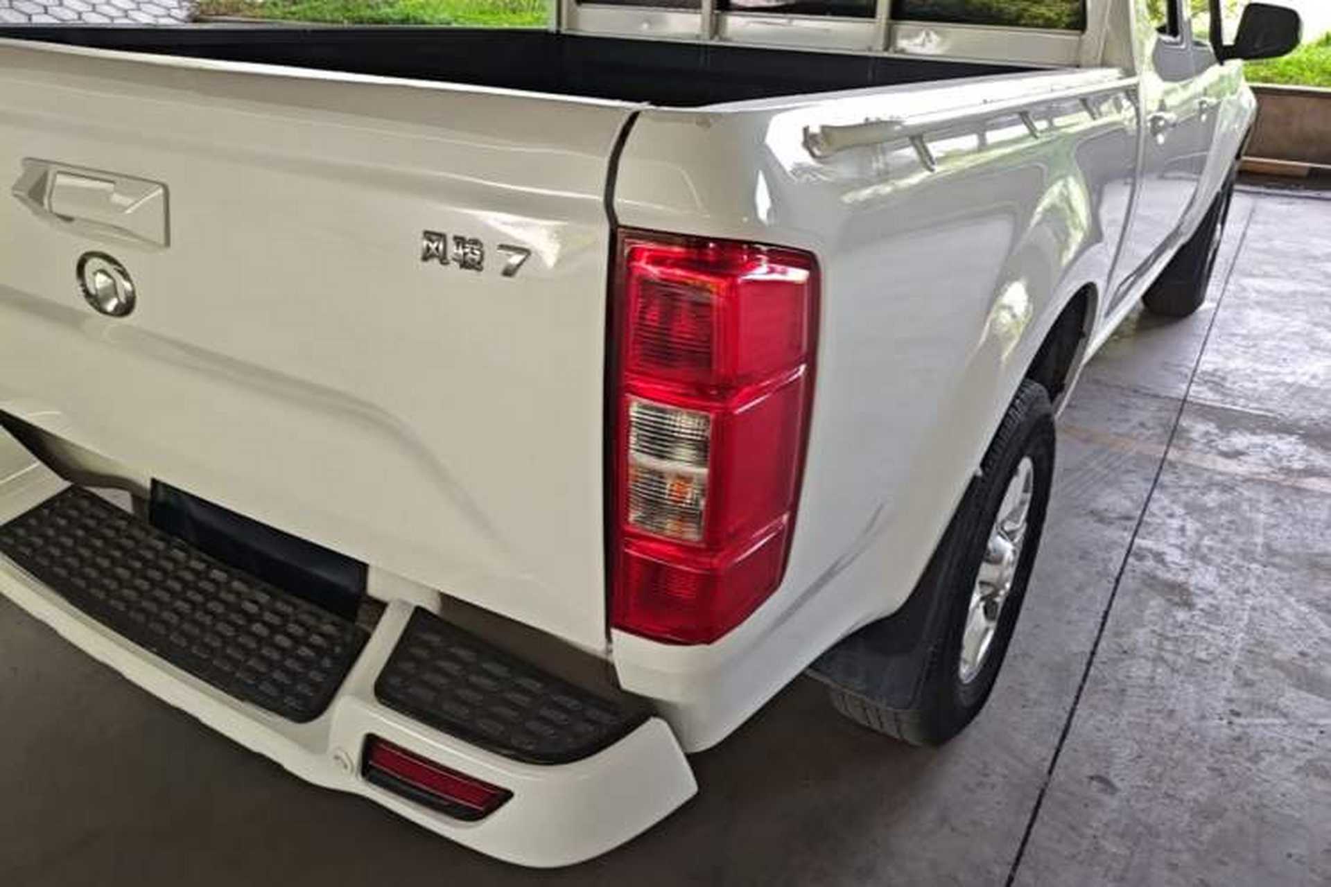 Used Great Wall Wingle 7 2019 2.0T Gasoline Two-Wheel Drive Value Edition China VI Standard Big Double GW4C20B Right Rear Taillight
