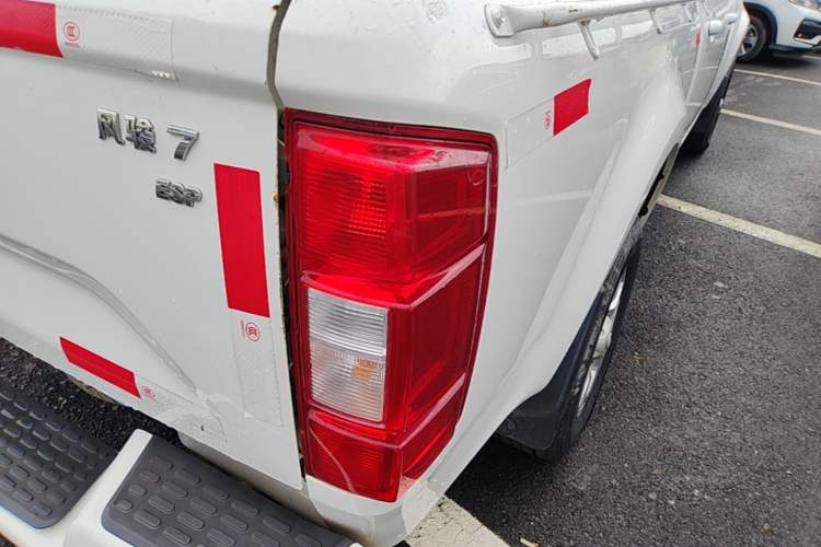 Used Great Wall Wingle 7 2019 2.0T Gasoline 4x4 Elite Version China VI Standard Big Double GW4C20B Right Rear Taillight