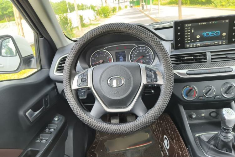 Used Great Wall Wingle 7 2019 2.0T Gasoline Two-Wheel-Drive Elite Version China VI Standard Small Double Cabin GW4C20B Steering Wheel