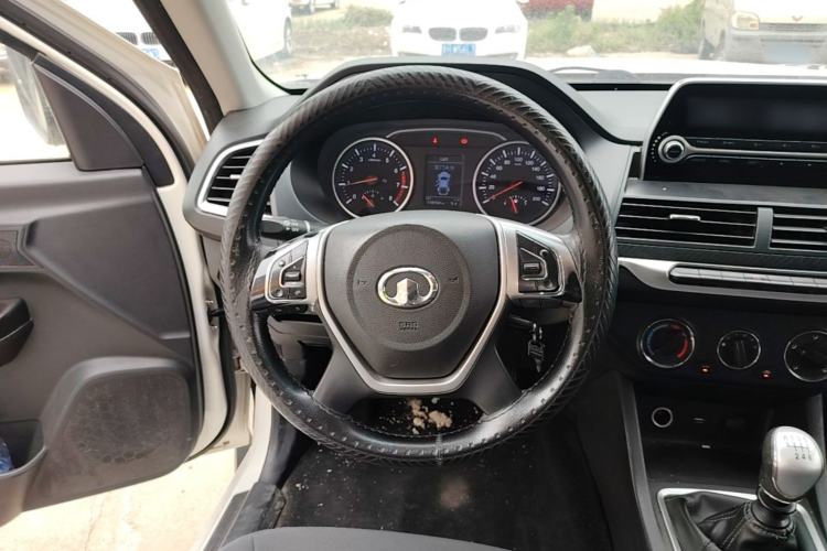 Used Great Wall Wingle 7 2019 2.0T Gasoline Two-Wheel Drive Value Edition China VI Standard Big Double GW4C20B Steering Wheel