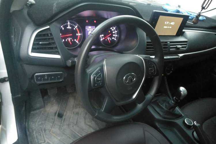 Used Great Wall Wingle 7 2019 2.0T Diesel 4x4 Elite Version China VI Standard Big Double Cab – GW4D20M Steering Wheel
