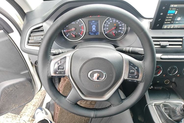 Used Great Wall Wingle 7 2019 2.0T Gasoline 4x4 Elite Version China VI Standard Big Double GW4C20B Steering Wheel