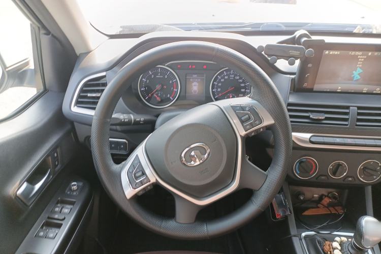 Used Great Wall Wingle 7 2019 2.0T Gasoline Two-Wheel Drive Value Edition China VI Standard Compact SUV GW4C20B Steering Wheel