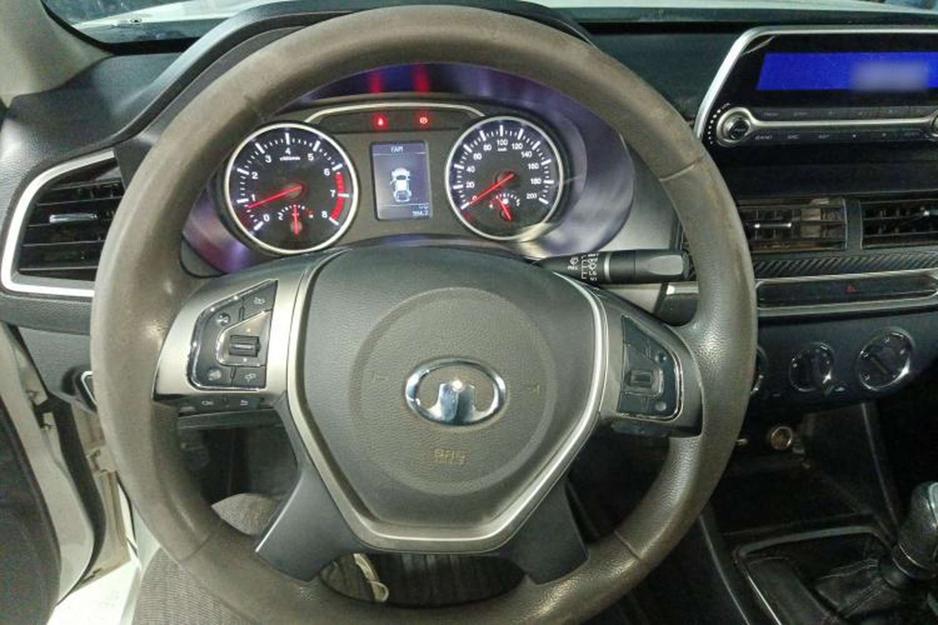 Used Great Wall Wingle 7 2019 2.0T Gasoline 4x4 Value Edition China VI Standard Big Double Cabin – GW4C20B Steering Wheel