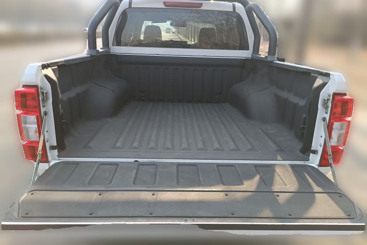 Used Great Wall Wingle 7 2019 2.0T Gasoline Two-Wheel Drive Value Edition China VI Standard Compact SUV GW4C20B Trunk