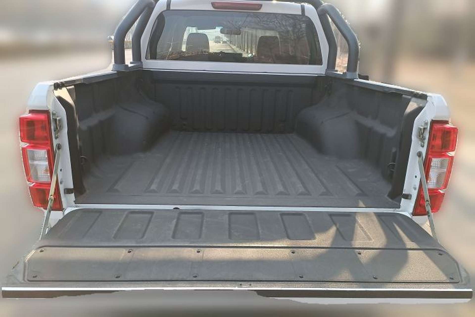 Used Great Wall Wingle 7 2019 2.0T Gasoline Two-Wheel Drive Value Edition China VI Standard Compact SUV GW4C20B Trunk