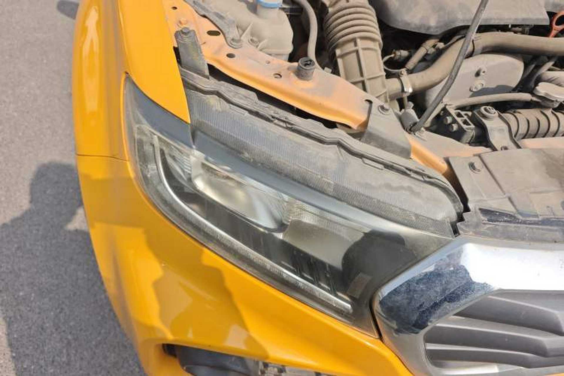 Used Great Wall Wingle 7 2019 2.0T Gasoline Two-Wheel Drive Elite Version China VI Standard Big Double Cabin GW4C20B Right Front Headlight