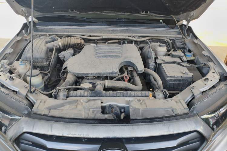 Used Great Wall Wingle 7 2020 2.0T Diesel Two-Wheel-Drive Crown Champion Business-Grade Large Double-Cab GW4D20M Engine Bay