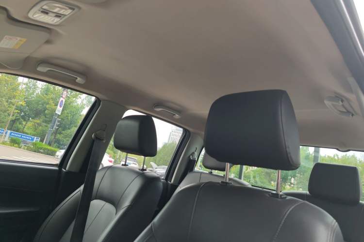 Used Great Wall Wingle 7 2020 2.0T Diesel Two-Wheel-Drive Crown Champion Business-Grade Large Double-Cab GW4D20M Headliner