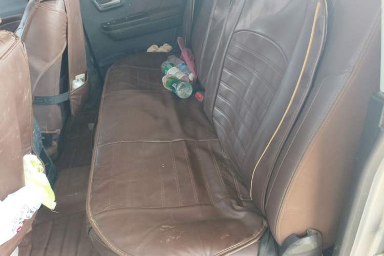 Used Great Wall Wingle 7 2020 2.0T Diesel Two-Wheel-Drive Crown Champion Business-Grade Large Double-Cab GW4D20M Left Rear Seat
