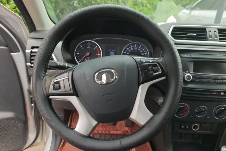 Used Great Wall Wingle 7 2020 2.0T Diesel Two-Wheel-Drive Crown Champion Business-Grade Large Double-Cab GW4D20M Steering Wheel