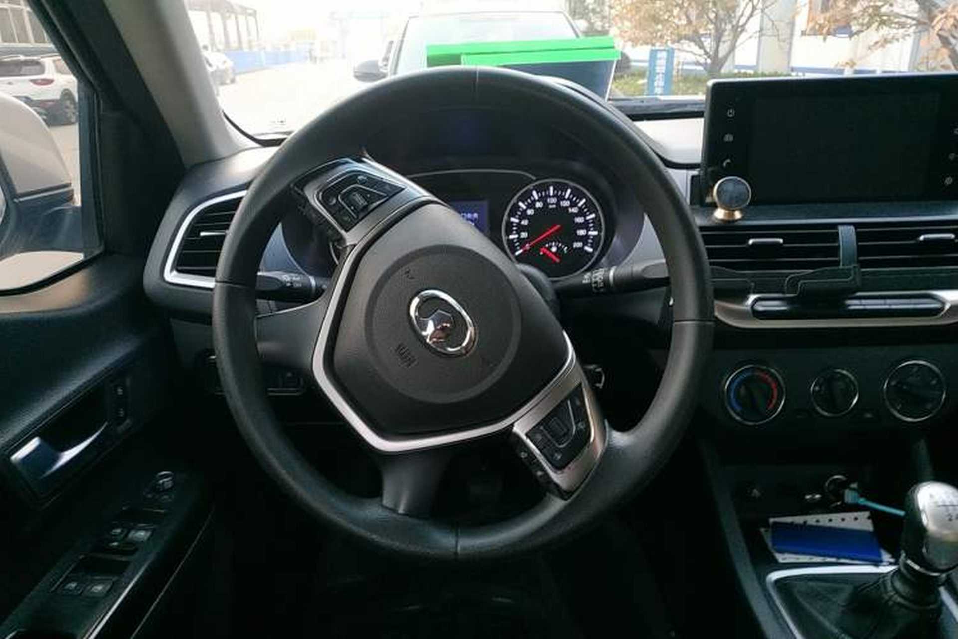 Used Great Wall Wingle 7 2020 2.0T Diesel 4x4 Crown Champion Business-Grade Double Cab GW4D20M Steering Wheel