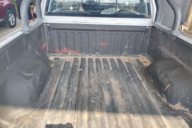 Used Great Wall Wingle 7 2020 2.0T Diesel Two-Wheel-Drive Crown Champion Business-Grade Large Double-Cab GW4D20M Trunk