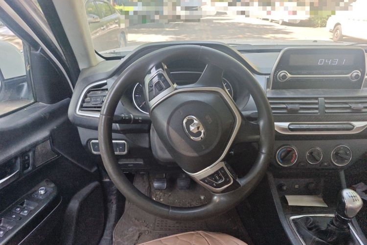 Used Great Wall Wingle 7 2020 2.0T Diesel Two-Wheel-Drive Crown Champion Business-Grade Large Double-Cab GW4D20M Steering Wheel