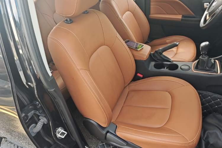 Used Great Wall Wingle 7 2021 2.0T Diesel Two-Wheel Drive Elite Version Big Double GW4D20M Right Front Seat