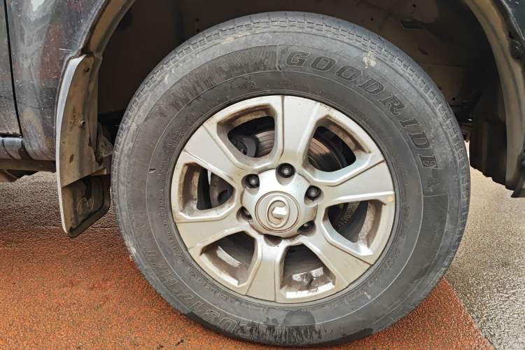 Used Great Wall Wingle 7 2021 2.0T Diesel Two-Wheel Drive Elite Version Big Double GW4D20M Right Front Wheel Hub
