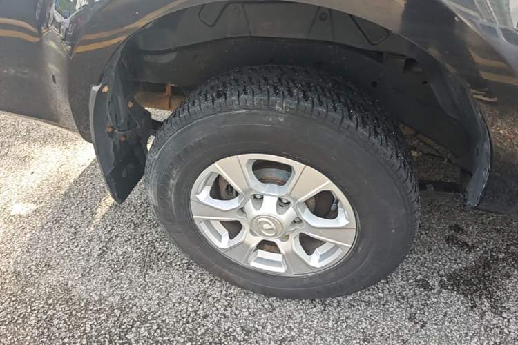 Used Great Wall Wingle 7 2021 2.0T Diesel Two-Wheel Drive Elite Version Big Double GW4D20M Right Rear Wheel Hub